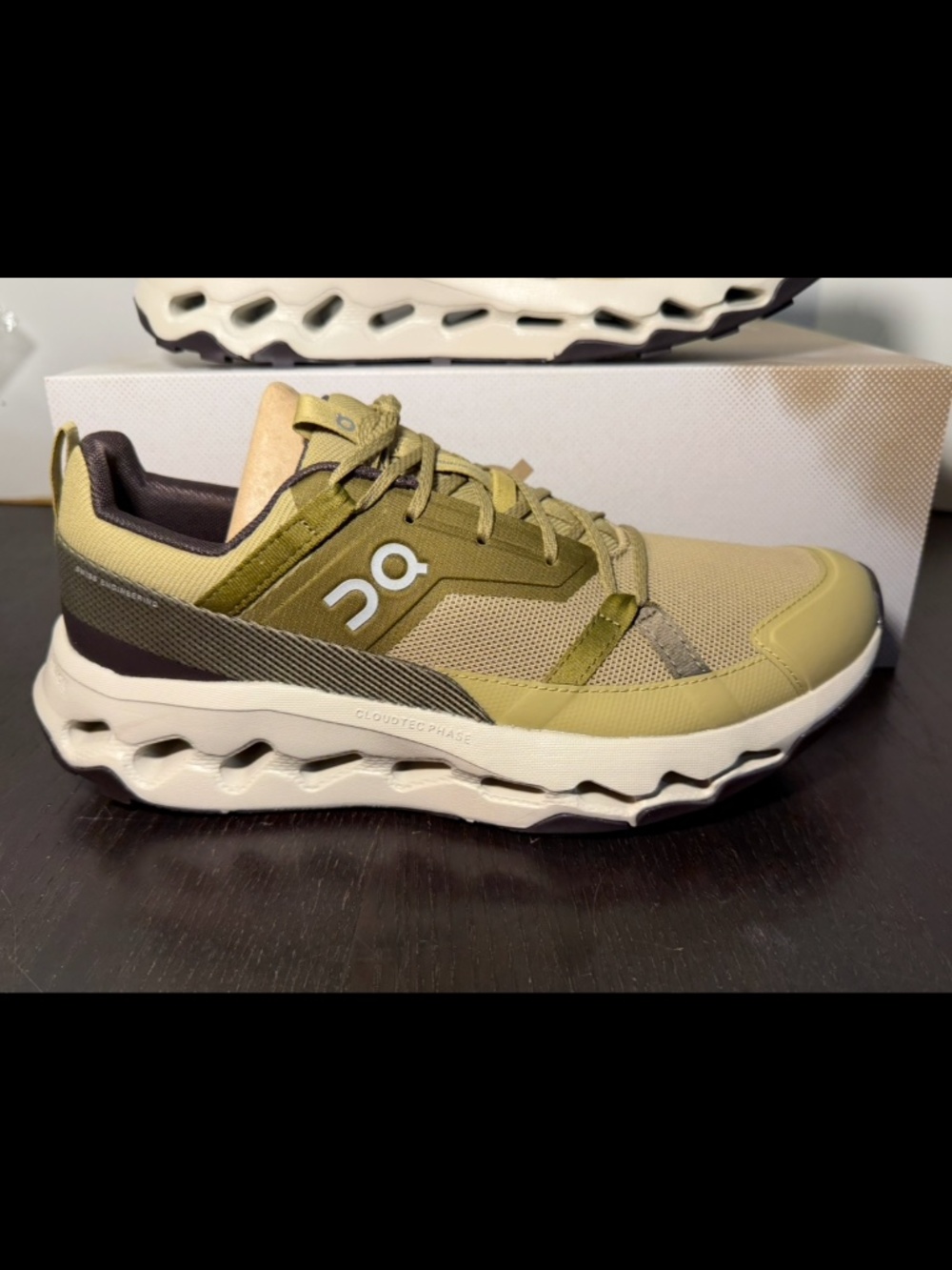 ON Running On Cloudhorizon Hiking/Walking/Trail Shoes Sneakers Safari Green/Ice